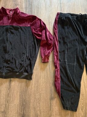 KingSize Men's Big & Tall Colorblock Velour Tracksuit - Burgundy/Black - 3XLB